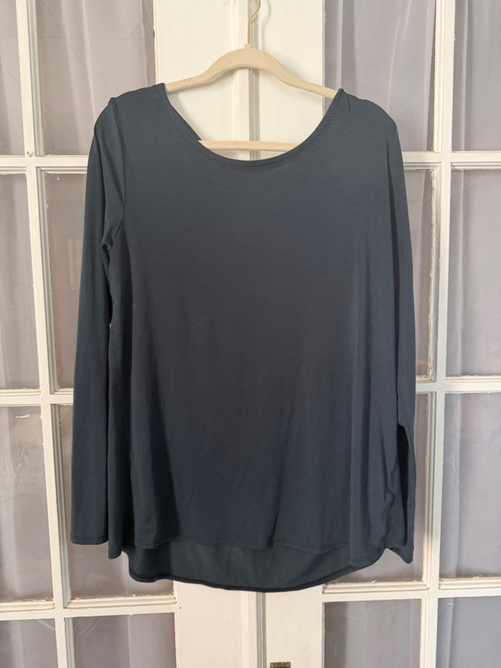 Athleta Open Back Keyhole Twist Flex Top